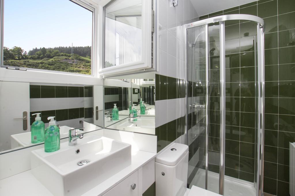 Lekeitio Aterpetxea Hostel 部屋 写真