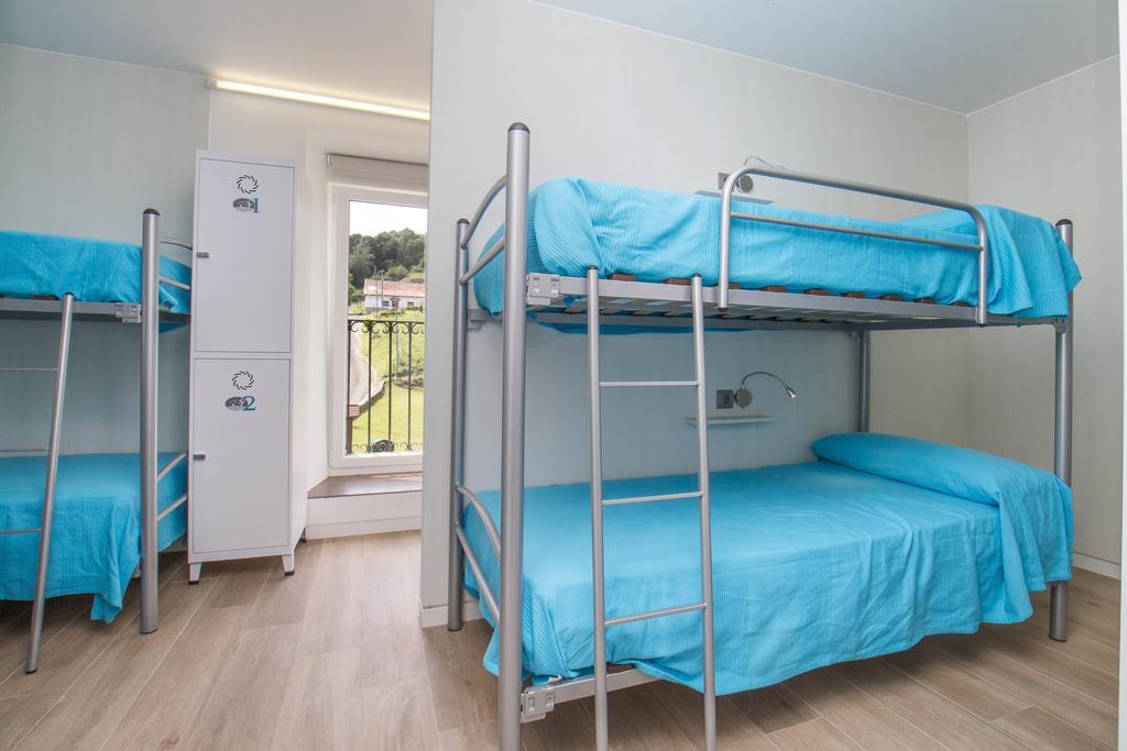 Lekeitio Aterpetxea Hostel 部屋 写真